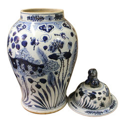 Chinese Large Blue & White Fishes Porcelain General Temple Jar - Decorative Jars And Urns
