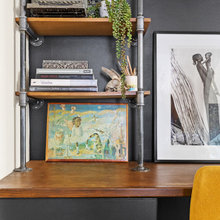 Desk w shelves