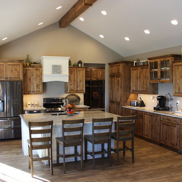 Rustic Maple & Painted Cabinets