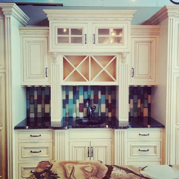 Arts & Craft Kitchen