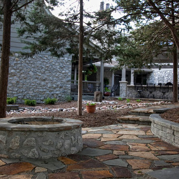 Mixed Flagstone & Bluestone Patio