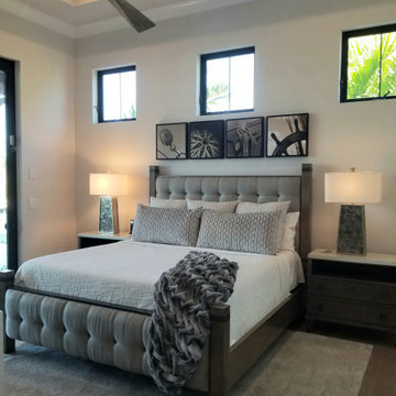 Junior Suite Bed Wall