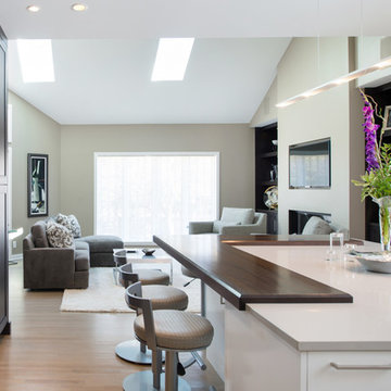 Leawood, KS contemporary kitchen
