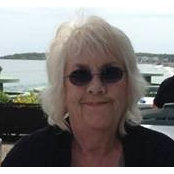 Karen Hunkins Decoteaus foto