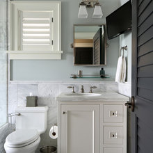 StellaIs Winnebago Bathroom