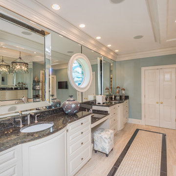 Hurstbourne Traditional Master Bathroom