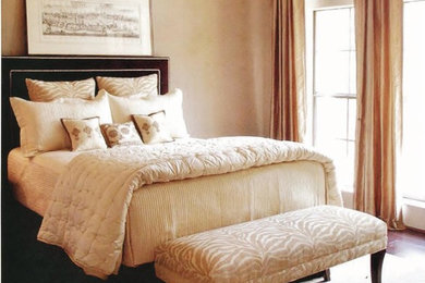 Inspiration for a timeless bedroom remodel in Houston