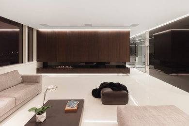 This is an example of a contemporary formal enclosed living room in Moscow with white walls.