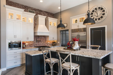 Elegant kitchen photo in Phoenix