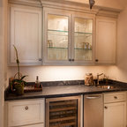 Oak Estates - Traditional - Powder Room - Houston - by ...