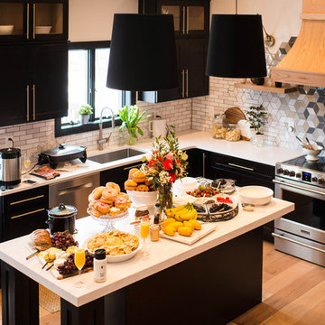 Contemporary Kitchen