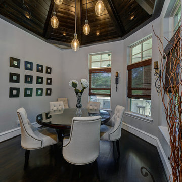 John and Tara's Residence - Breakfast Nook