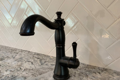 Kitchen - traditional kitchen idea in Other