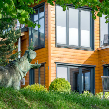 Treetop - Luxury timber house with generous space for two