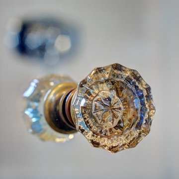 Glass door knob