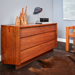 2015 Catalogue - Dressers