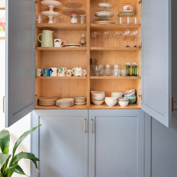 The Contemporary Shaker Kitchen