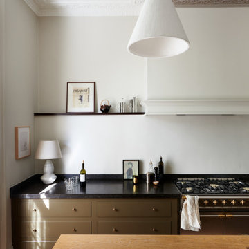 The Regent's Park Kitchen by deVOL