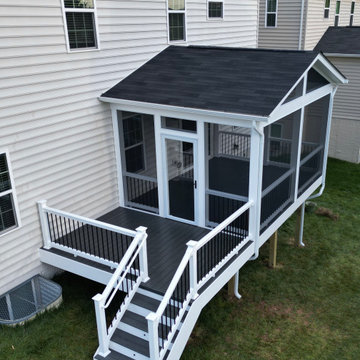 Trex Enhance Basics Clam Shell Deck with Screened Porch