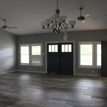 High ceilings/ living room