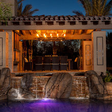 RLQ outdoor dining