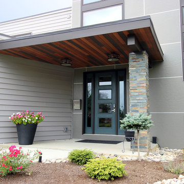 Urban Chic Golf Course Oasis