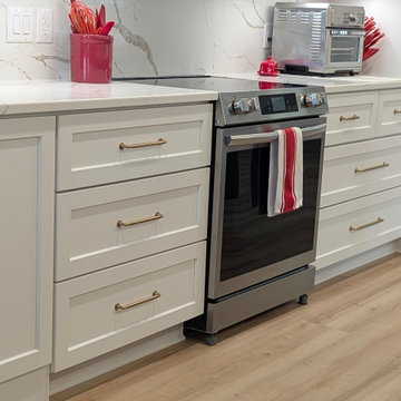 Spacious Entertainment Area and Kitchen