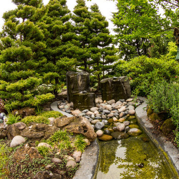 Reser Estate Garden