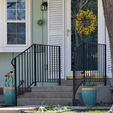 French curved exterior railing