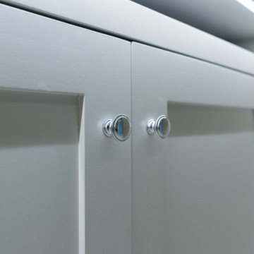 Porcelain Pool Changing Room & Wet Room