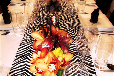 Trendy dining room photo in Chicago