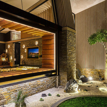 LUXE LODGE - External Windowbox Seat