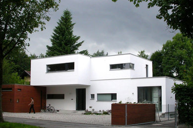 Inspiration for a contemporary exterior in Munich.