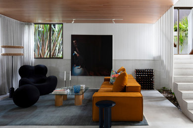 Photo of a contemporary living room in Brisbane.