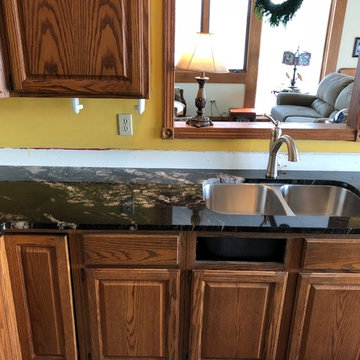 Granite Shown: Titanium
