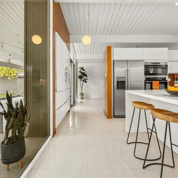 Hallway | Orange Oasis - Fairhaven Eichler Orange, CA