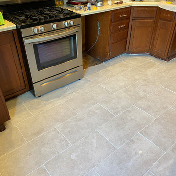 Cheltenham Kitchen Tile Floor