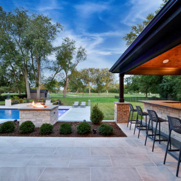 Custom Pool, Spa & Outdoor Living Space - Arlington Heights, IL