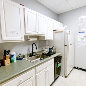Comercial - Kitchen office and dining room