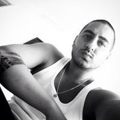 Mikey O'Neill's photo
