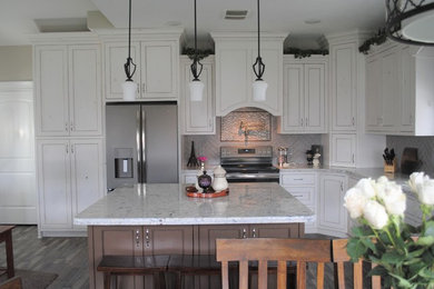 Kitchen - traditional kitchen idea in Other