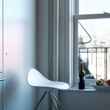 NY VILLAGE APARTMENT