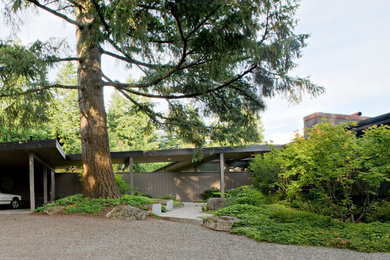 Midcentury home design in Seattle.
