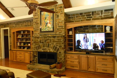 Example of an arts and crafts living room design in New Orleans