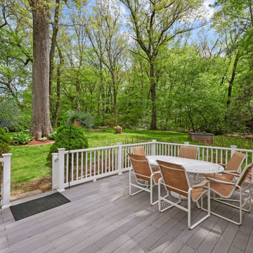 17 Stonepost Road, Glastonbury, CT 06033