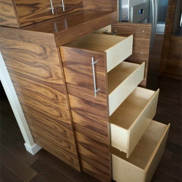 Kitchen Horizontal Matching Grain Walnut