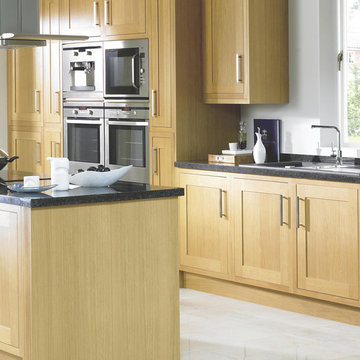 Clevedon Shaker Style Solid Oak Kitchen