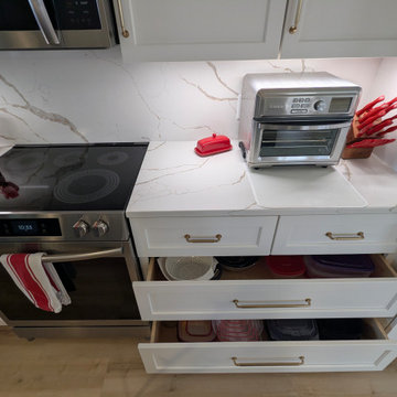 Spacious Entertainment Area and Kitchen
