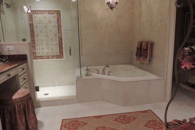 Elegant bathroom photo in Baltimore