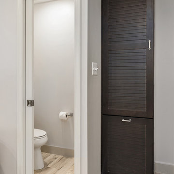 Luxury Bathroom with Natural & Modern Elements